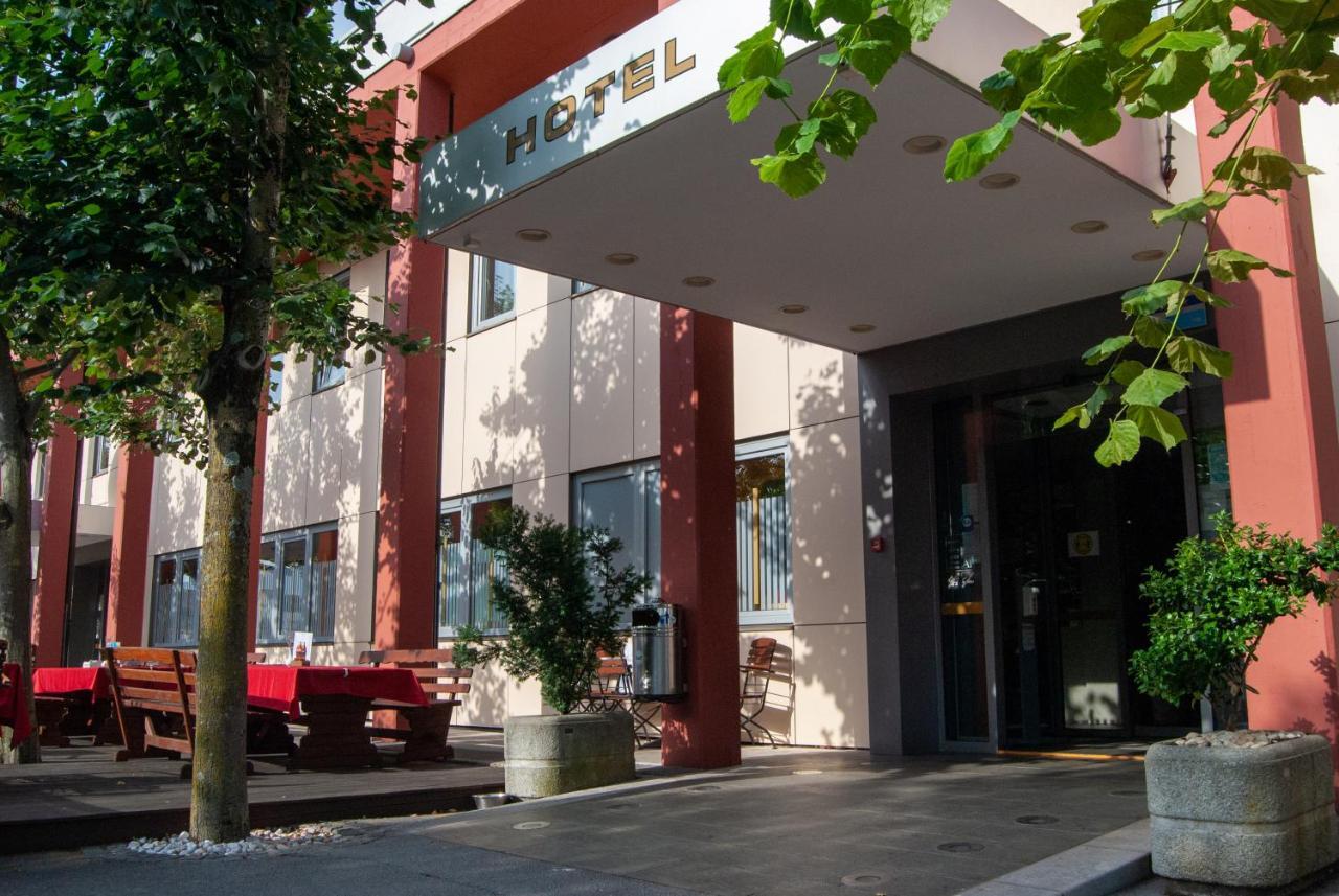 Hotel Prunk Sežana Exterior foto